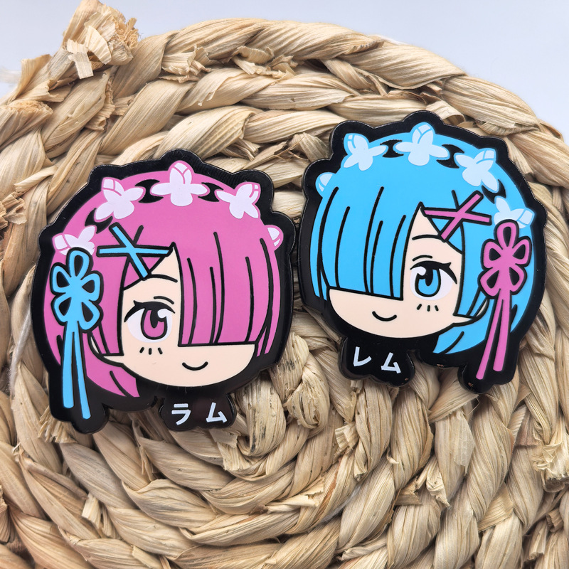 ラムレムメタルバッジアニメ再：ゼロから始める異世界生活ピンか - Anime Cosplay Rem のレビューと価格