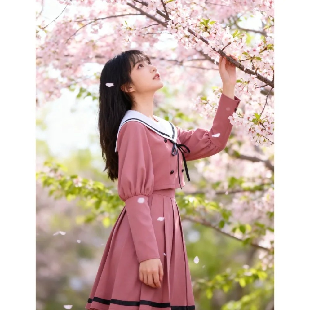 「香り高い花が、気品をもって咲き誇る」——カオルコ・ワグリ、 - Anime Cosplay Mujer のレビューと価格