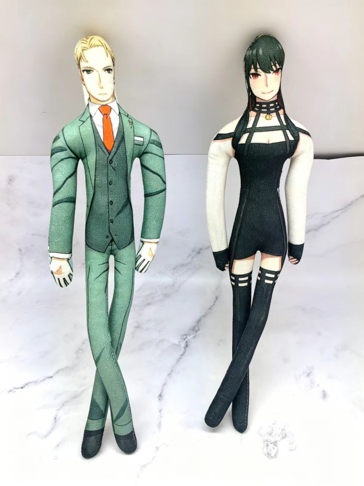 スパイファミリーぬいぐるみ　アーニャ・ロイド・ヨル・フォージ - Anime Cosplay Yor Forger のレビューと価格